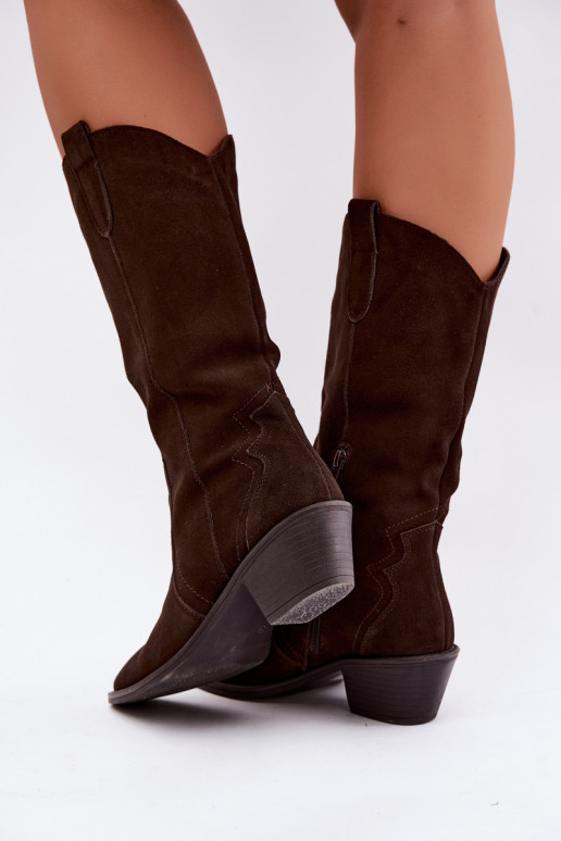 Stivali alti in stile cowboy in suede naturale con isolamento e tacco in colore cioccolato Radley