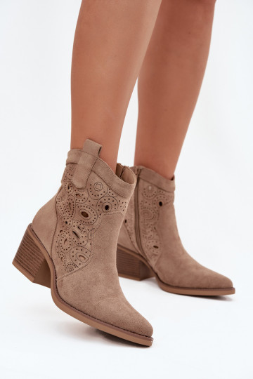 Stivaletti da donna color sabbia in stile cowboy con elementi intagliati Nolvina 2