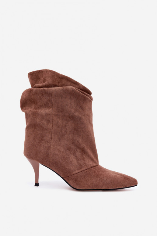 Stivaletti marroni slip-on con tacchi sottili Slouchy Yesenia