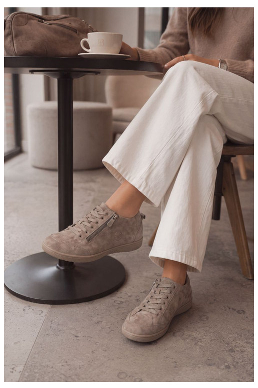 Scarpe da donna in suede sintetico color sabbia Brindle