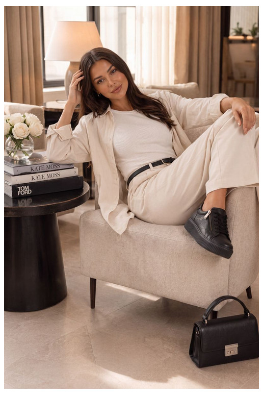 Sneakers da donna con piattaforma in pelle sintetica nera Corisa