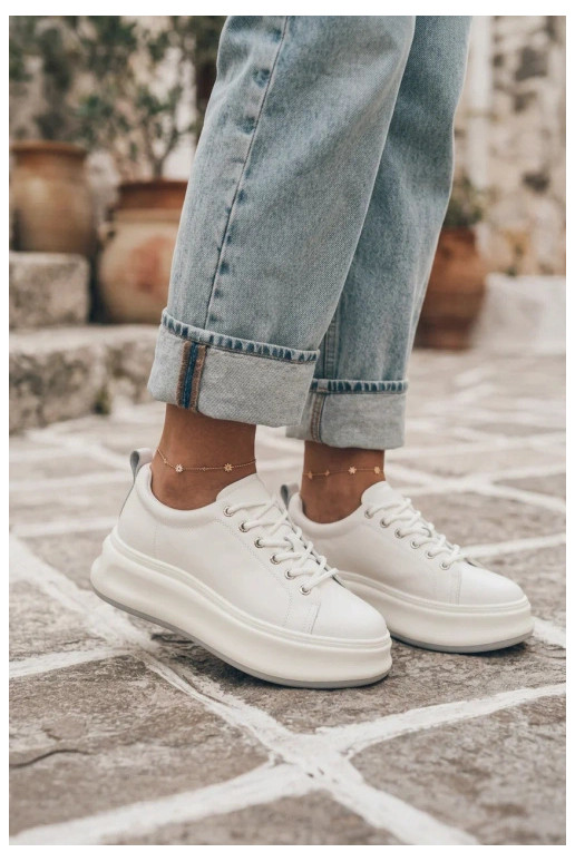 Sneakers bianche da donna con plateau GOE SS2N4021