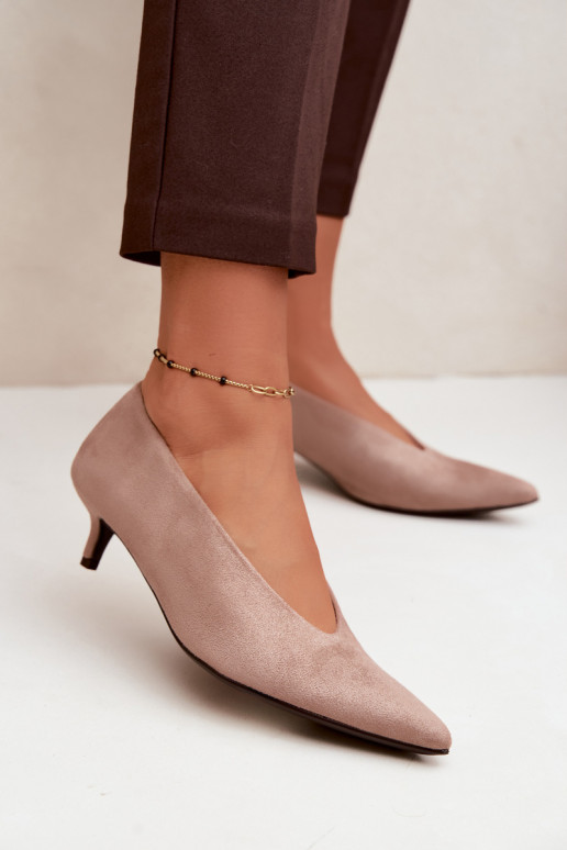 Scarpe in suede color sabbia con Kitten Heel Nuretta