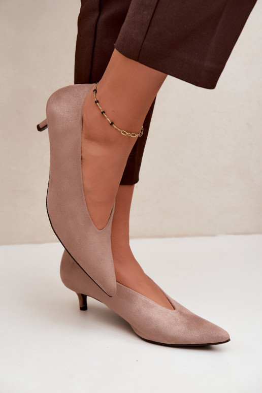 Scarpe in suede color sabbia con Kitten Heel Nuretta