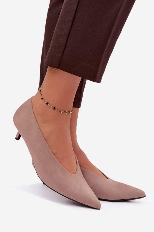 Scarpe in suede color sabbia con Kitten Heel Nuretta
