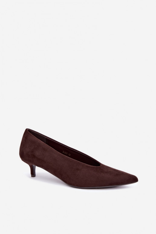 Scarpe in suede color cioccolato con Kitten Heel Nuretta