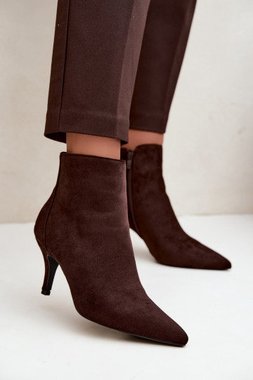 Stivaletti color cioccolato in suede sintetico con tacchi a punta Niretta 2
