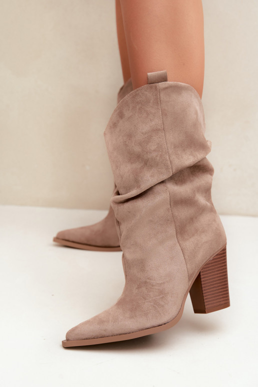 Stivaletti sabbia in suede con rouches sul tacco Inela