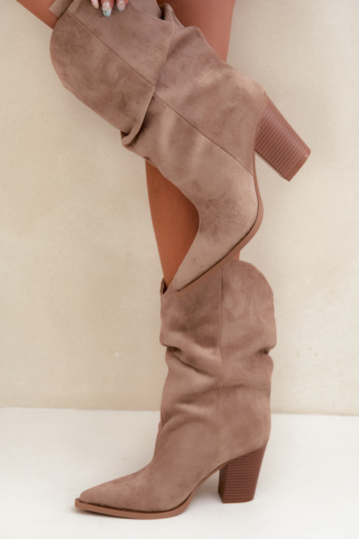 Stivaletti sabbia in suede con rouches sul tacco Inela
