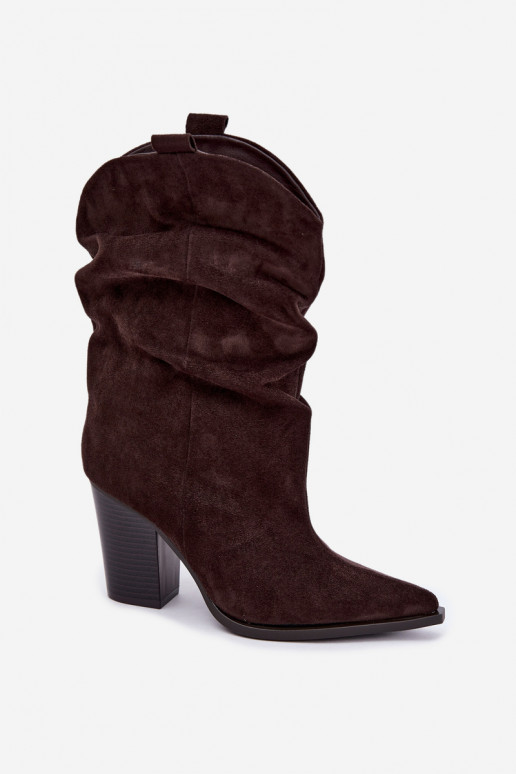 Stivaletti color cioccolato in suede con rouches sul tacco Inela