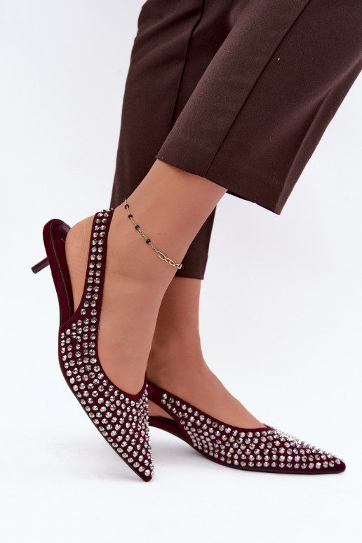 Sandali bordeaux da donna con borchie e tacco basso Tai turidden