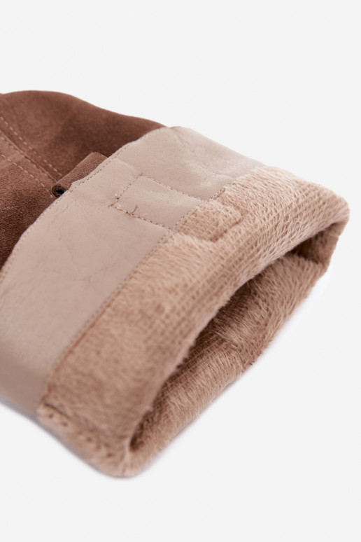 Stivali marroni in suede isolati Ashmere