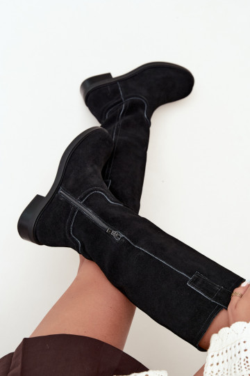 Stivali neri in suede isolati Ashmere 2