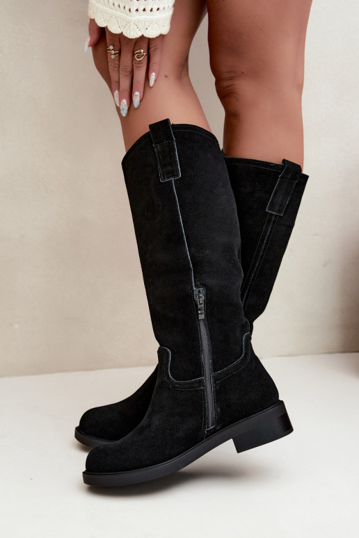 Stivali neri in suede isolati Ashmere