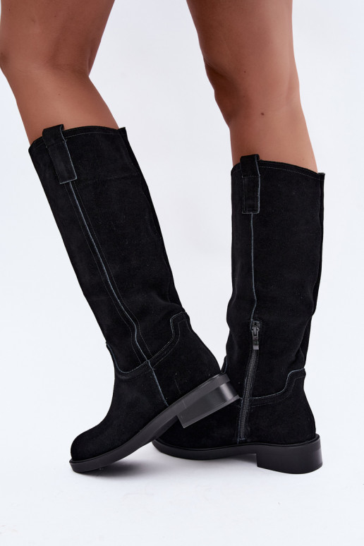 Stivali neri in suede isolati Ashmere