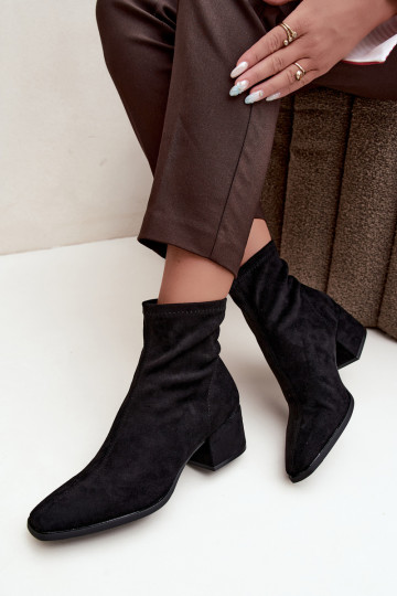 Stivaletti con tacco da donna tipo Klocek in colore nero Rosley