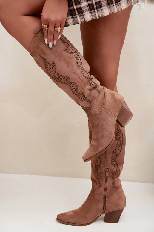 stivali cowboy lunghi con decorazione sul gambale in colore marrone Greyla