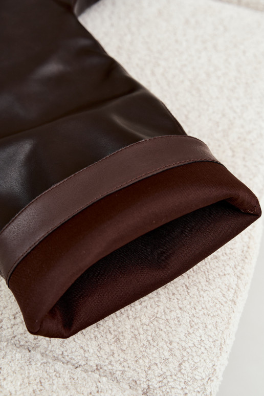 stivali alti da donna con tacchi larghi e ricamo decorativo in color cioccolato Gresa