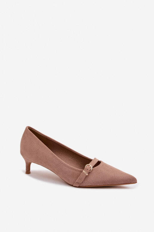 Scarpe beige da donna con tacco basso e tacchi decorati Pirela
