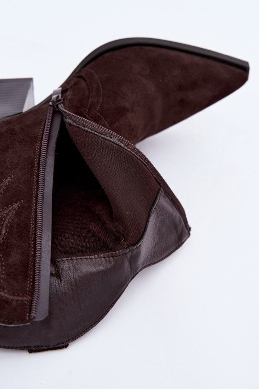 Stivaletti in stile cowboy per donne con tacco in colore cioccolato Berella