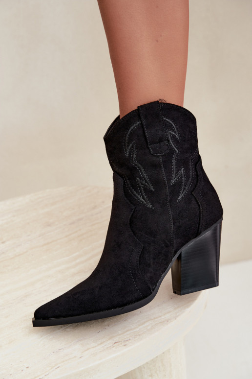 Stivaletti in stile cowboy per donne con tacco in colore nero Berella