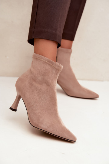 Stivaletti da donna con tacco sottile e cuciture in colore sabbia Clancy 2