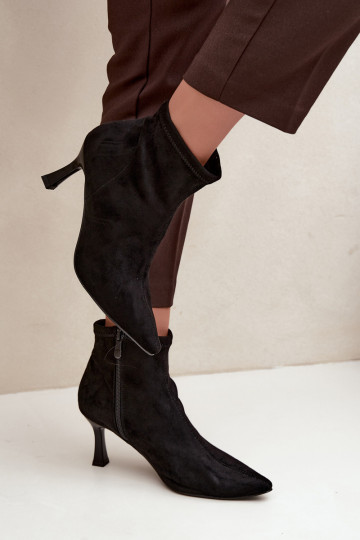 Stivaletti da donna con tacco sottile e cuciture in colore nero Clancy