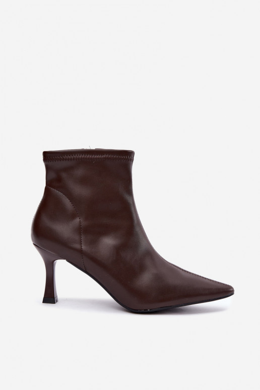 Stivaletti da donna con tacco sottile e cuciture in ecopelle color cioccolato Clancy