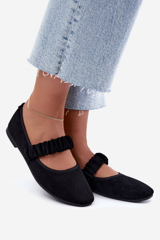 Ballerine nere con cinturini intagliati Loreya