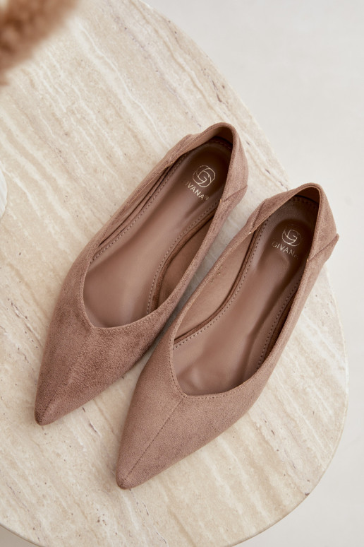 Ballerine con punta affusolata in suede sintetico color sabbia Corabella