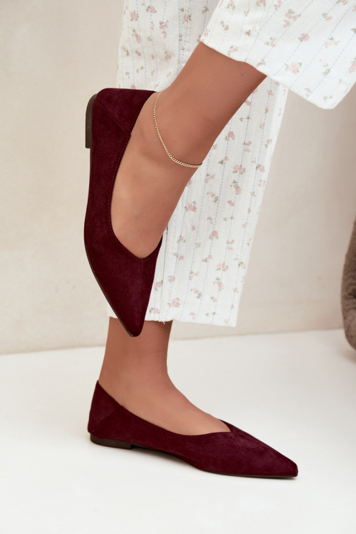 Ballerine con punta affusolata in suede sintetico color bordeaux Corabella