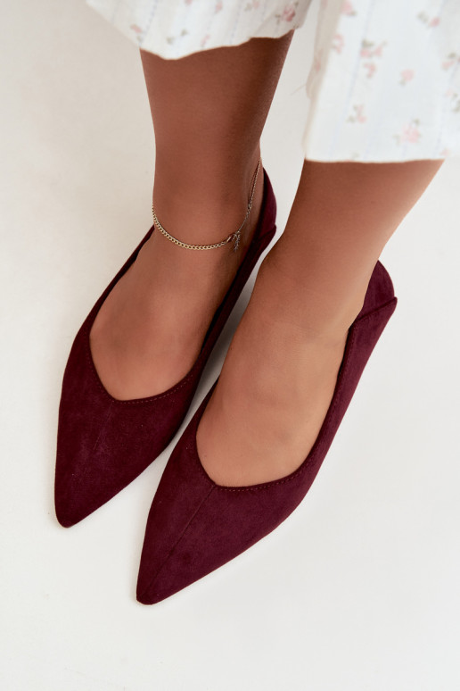 Ballerine con punta affusolata in suede sintetico color bordeaux Corabella