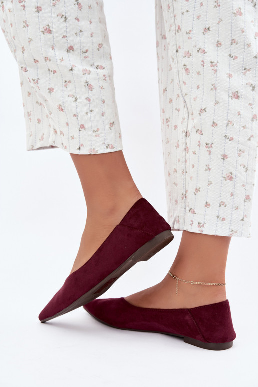 Ballerine con punta affusolata in suede sintetico color bordeaux Corabella