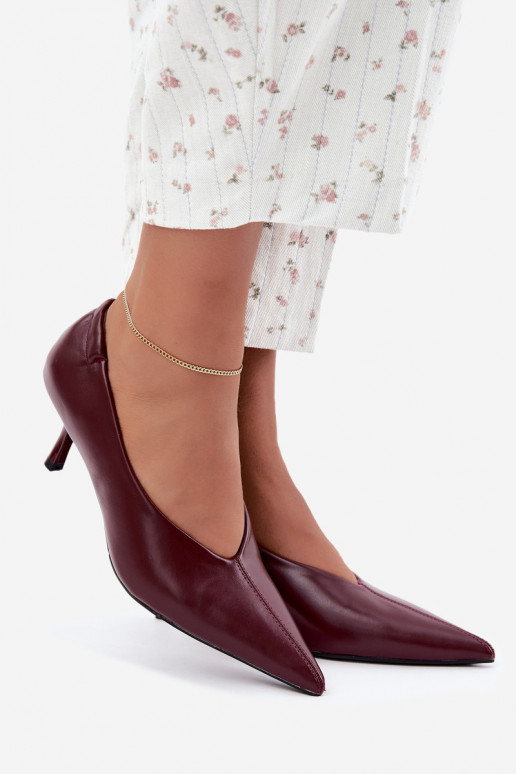 Tacchi con ricami ed elementi decorativi color bordeaux Dalis