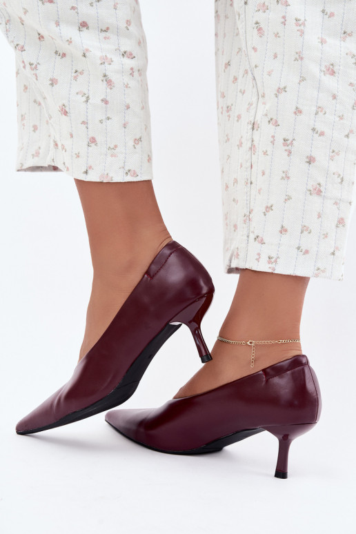 Tacchi con ricami ed elementi decorativi color bordeaux Dalis