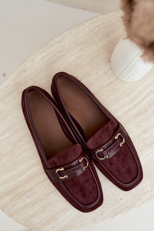 Mocassini bordeaux con elementi decorativi Evelora