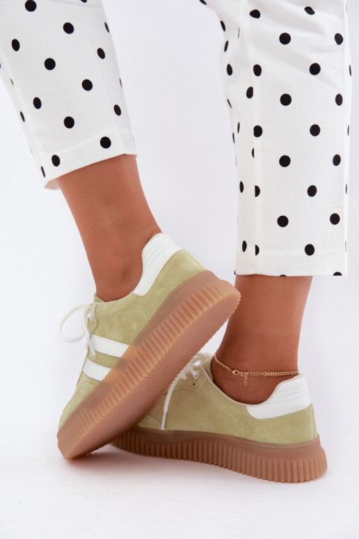 Sneakers lime in finta suede con piattaforma