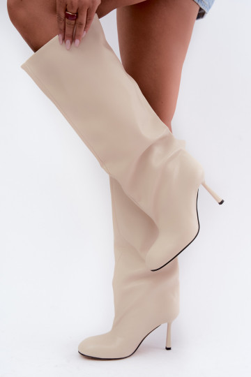 Stivali alti da donna slip-on con tacco sottile in colore avorio Caliya 2