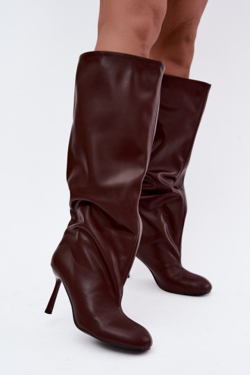 Stivali alti da donna slip-on con tacco sottile in colore bordeaux Caliya