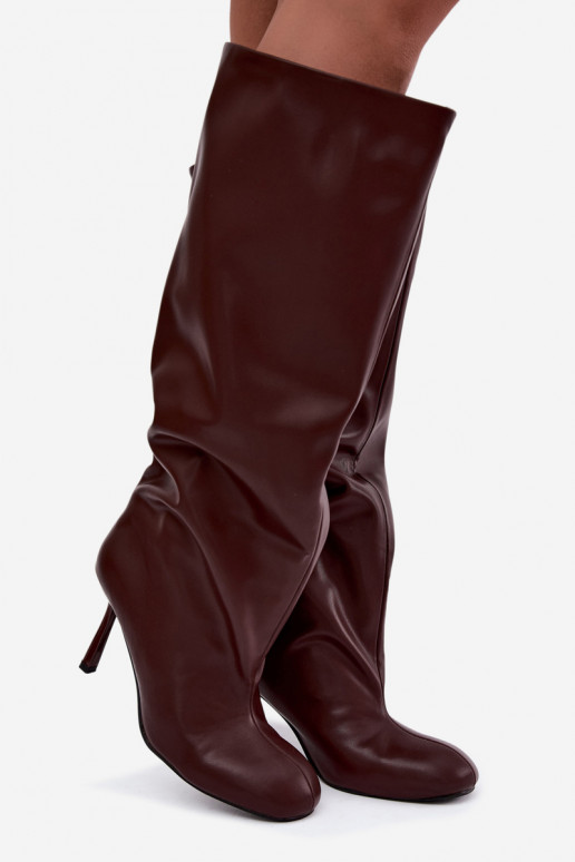 Stivali alti da donna slip-on con tacco sottile in colore bordeaux Caliya
