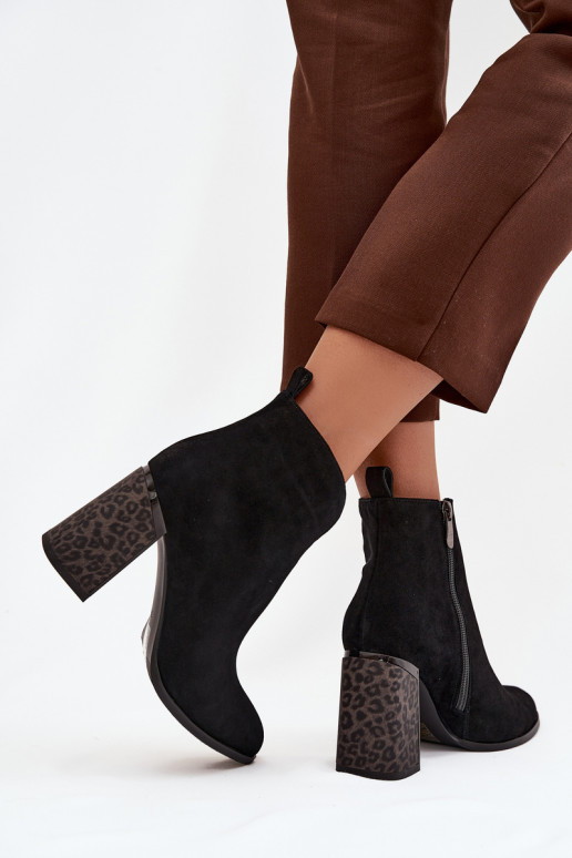 Stivaletti in finta suede con isolamento in nero Zivella