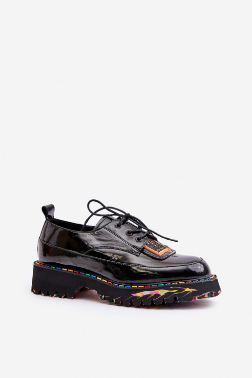 Scarpe verniciate da donna con lacci Artiker 55C0499 nere