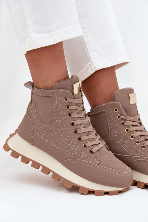 Scarpe isolate da donna su piattaforma Tai turirivira beige