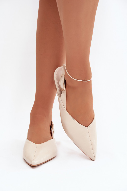 Ballerine color sabbia verniciate con fibbie Rinalle