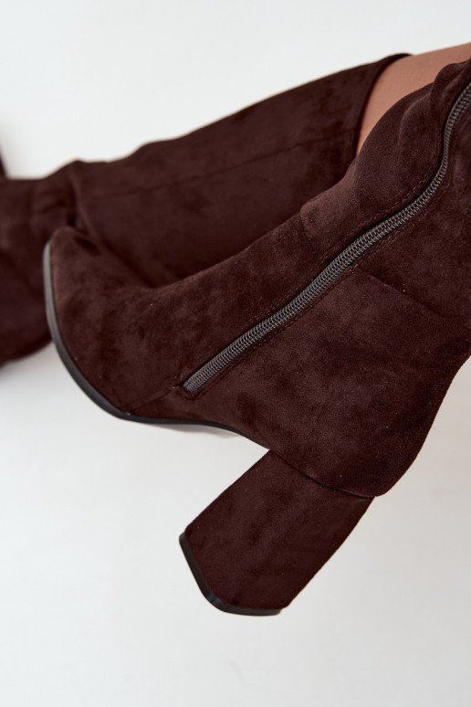 stivali alti da donna con tacco a blocco color caramello Carlin
