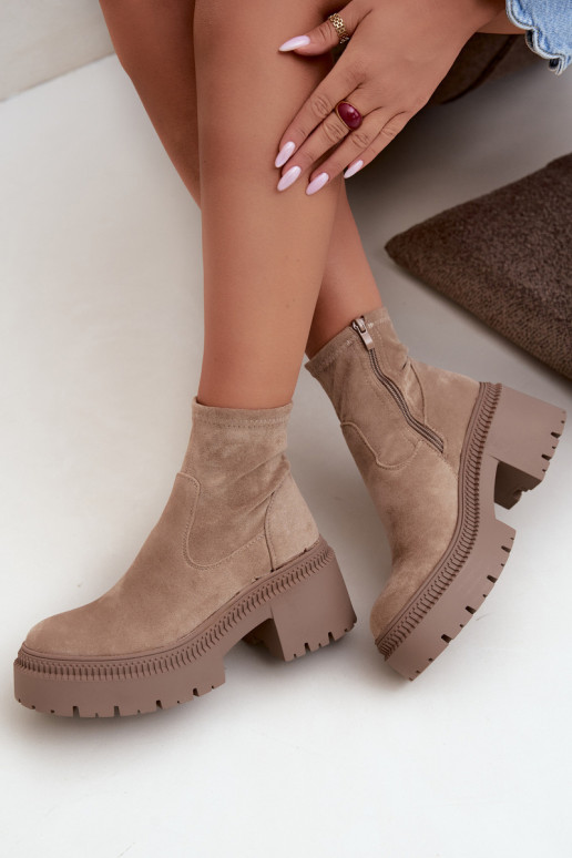 stivaletti da donna con tacco grosso e piattaforma in suede sintetico sabbia Elvianne