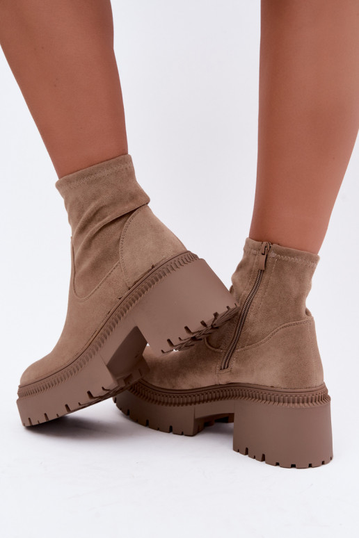stivaletti da donna con tacco grosso e piattaforma in suede sintetico sabbia Elvianne