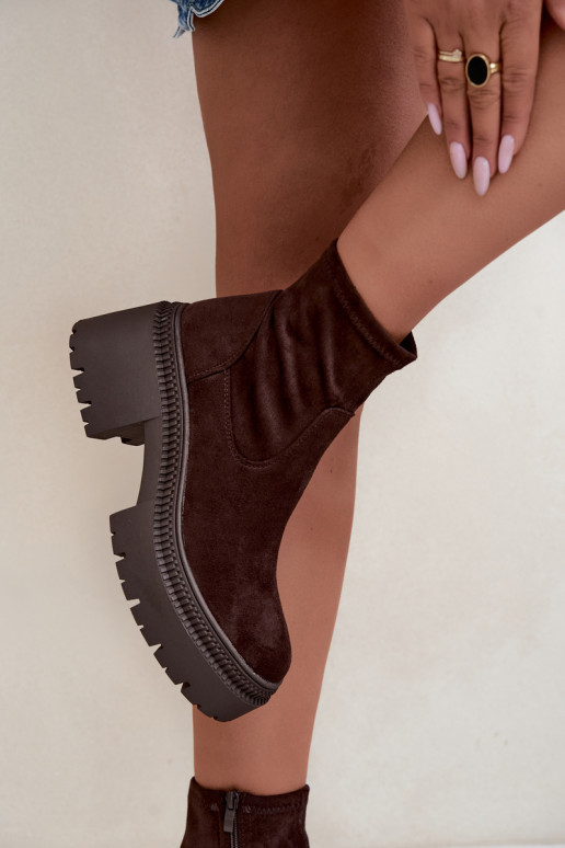 stivaletti da donna con tacco grosso e piattaforma in suede sintetico color caramello Elvianne