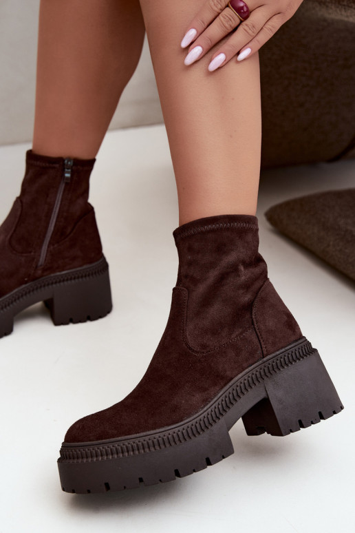 stivaletti da donna con tacco grosso e piattaforma in suede sintetico color caramello Elvianne