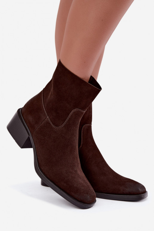 Stivaletti da donna in suede sintetico con tacco color cioccolato Iveris